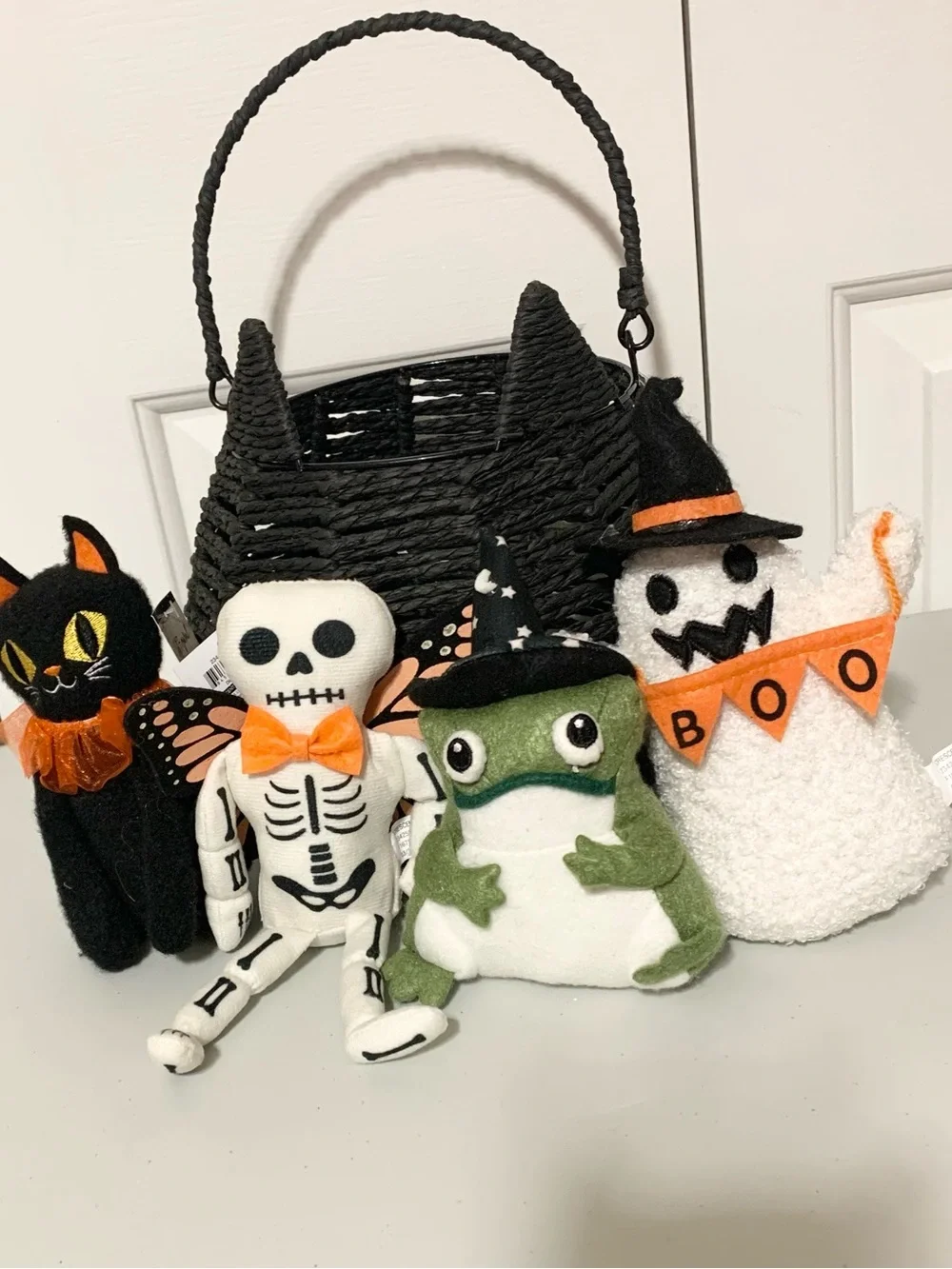Target Black Cat Basket & 4 Figurals Plush Kitty Butterfly Skelly Frog Ghost NEW